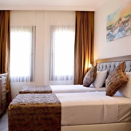 Hotel Troiada 3*